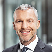 Oliver Obert<br>>> Deal Captain <<